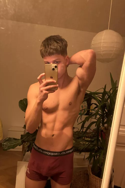 (19)Would you bury your face in it?