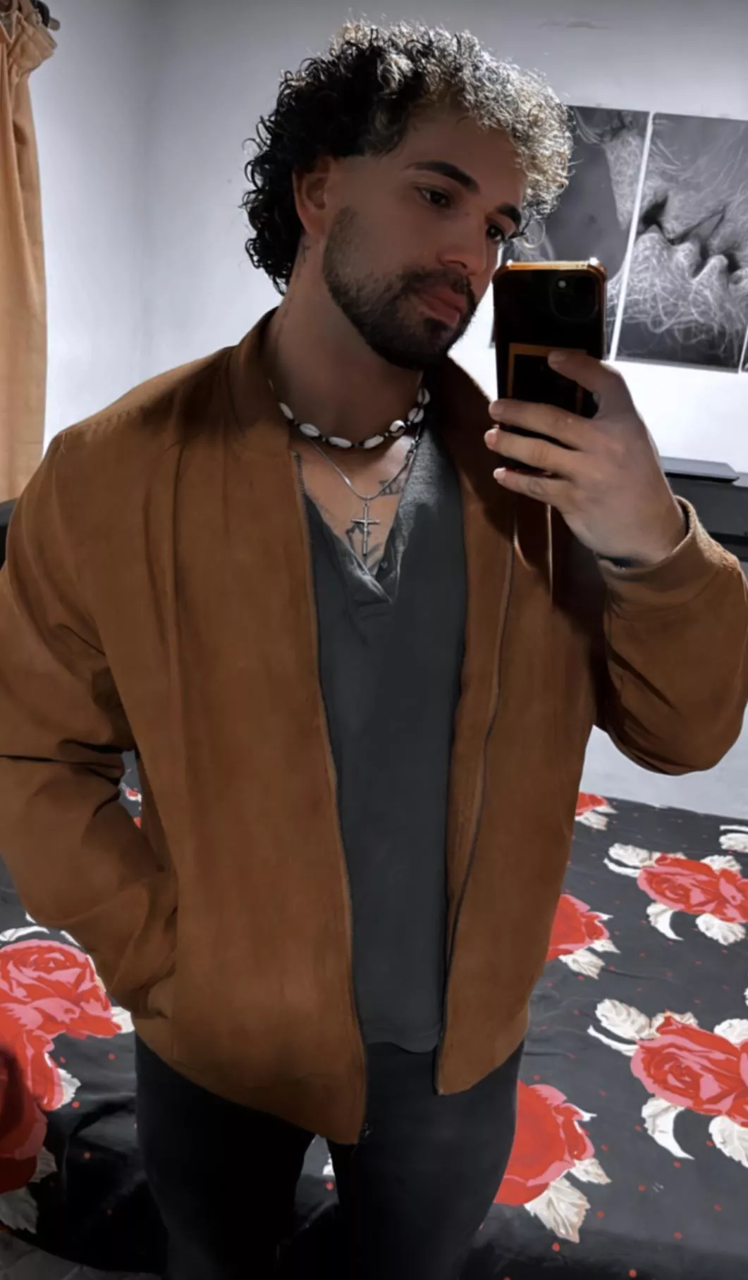 [28] Would you buy me a coffee? I put the donuts 🍩 🫣