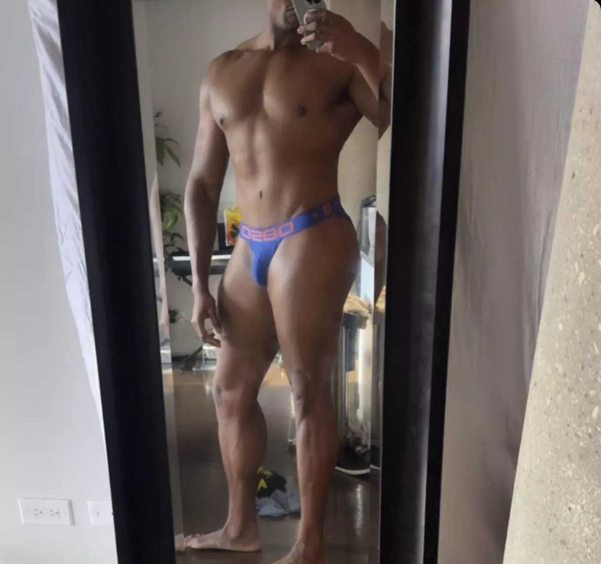 [31] Am I too big to be a bottom? 6’6 270. Thick muscular.
