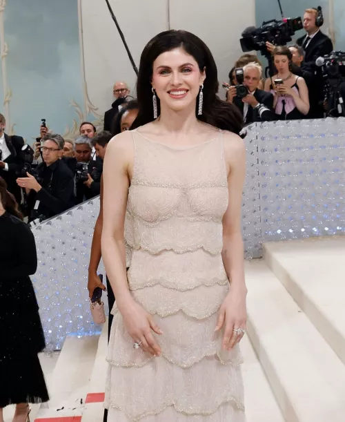 Alexandra Daddario (2023)
