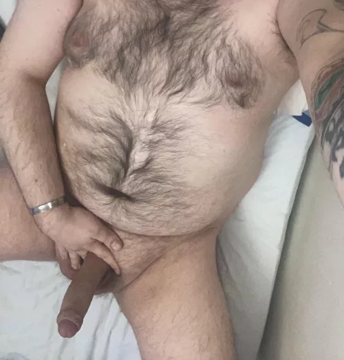 Any ladies like their men thicc and hairy?