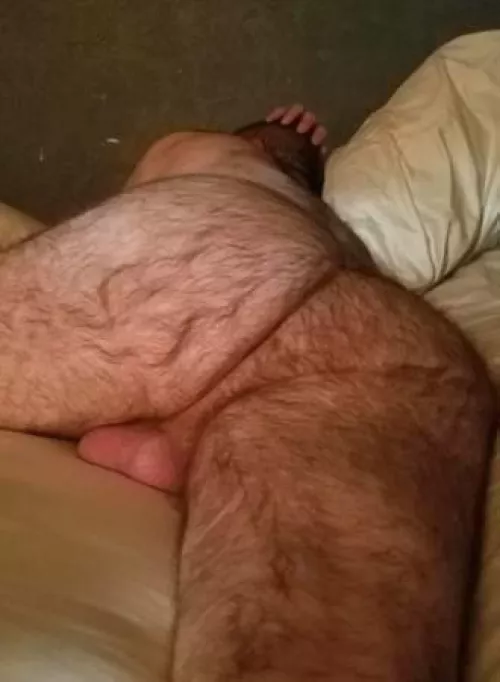 Been told a I have an amazing ass, don’t you agree?