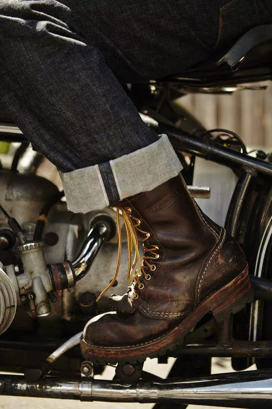 Can someone help ID this boot, or point to ones in the same style?