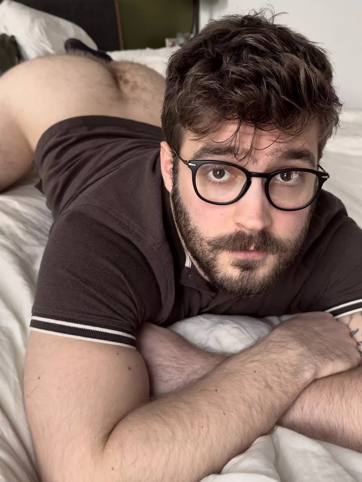 Cub needing a bear daddy to pound his fat hairy ass 