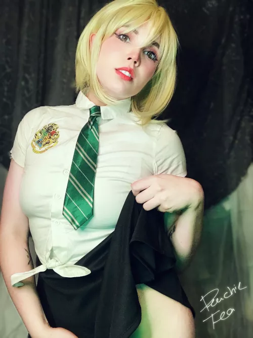 [f] I skip class at Hogwarts for my own sexual adventures