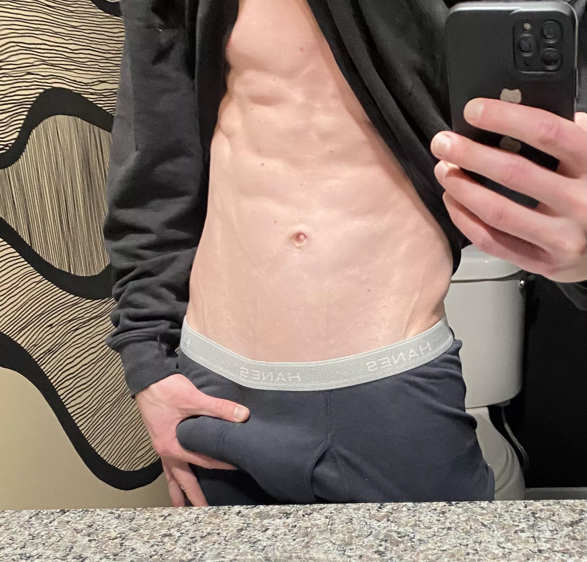 First post and first attempt at photographing my bulge :) any suggestions for next time?