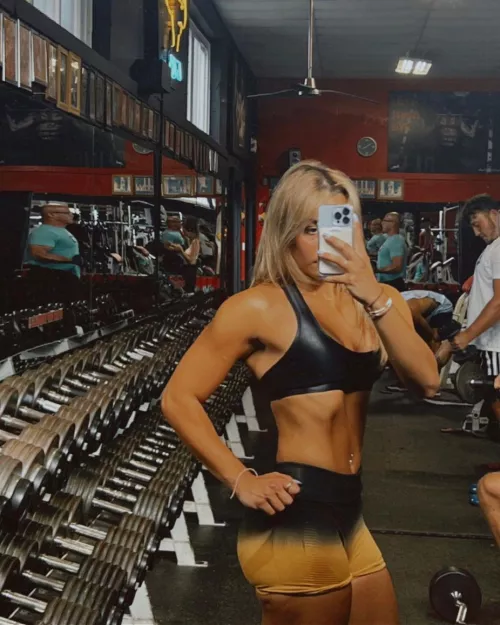 First post on here, how am I looking?