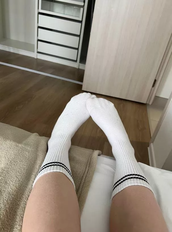 footjob socks [f]