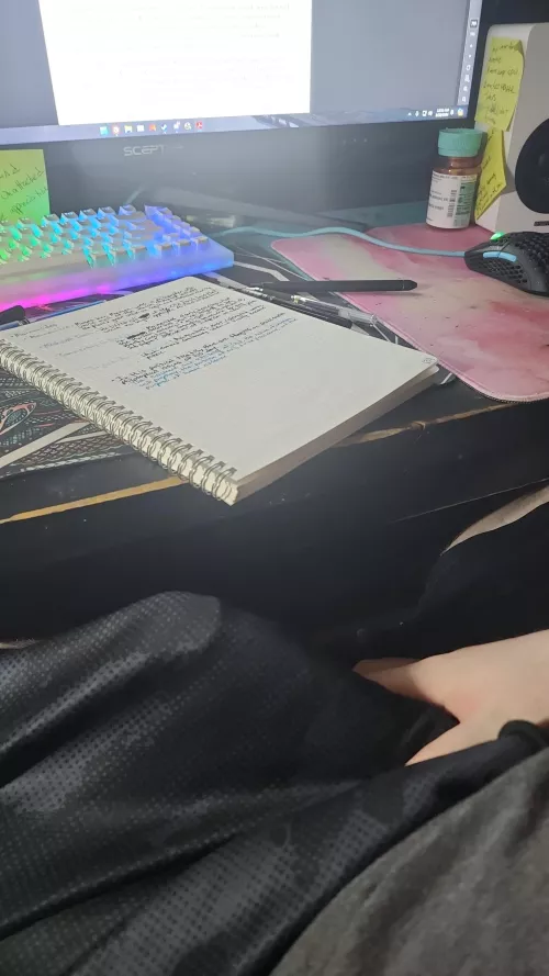 I need a study buddy <3