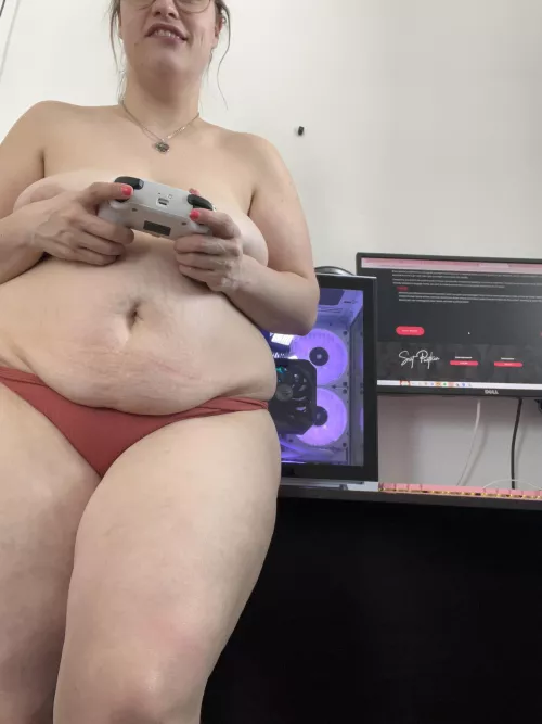 I’ll play games, you eat me out 