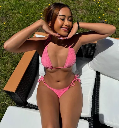 I'm feeling sexy in bikini