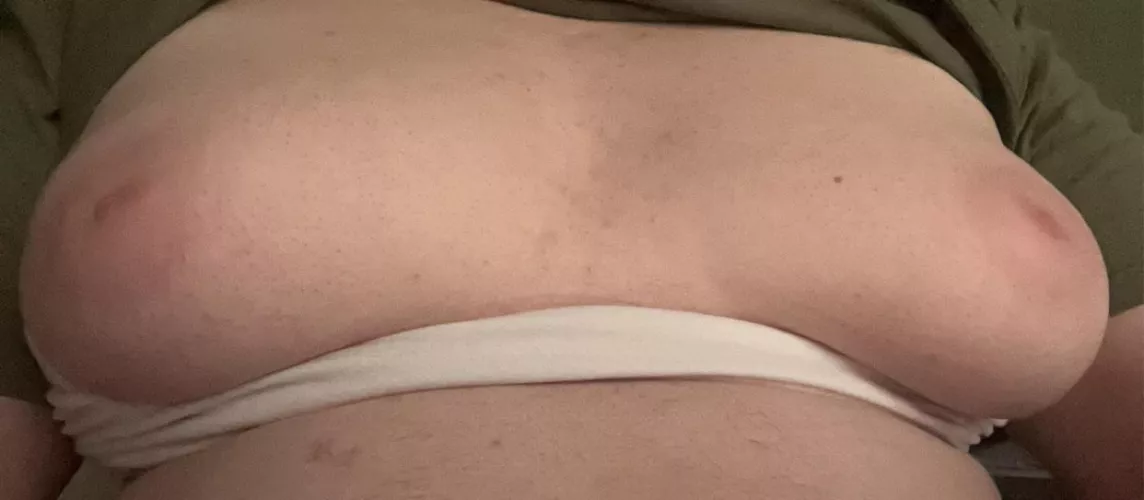 Into guys who were on hrt for almost 2 years? 😅