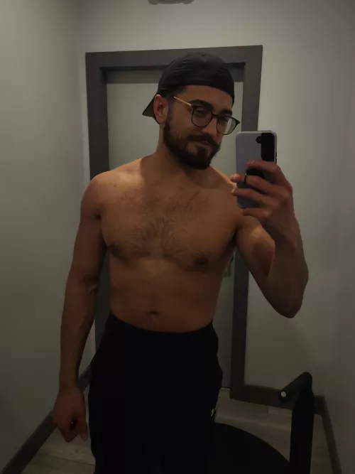 Is chest hair attractive?