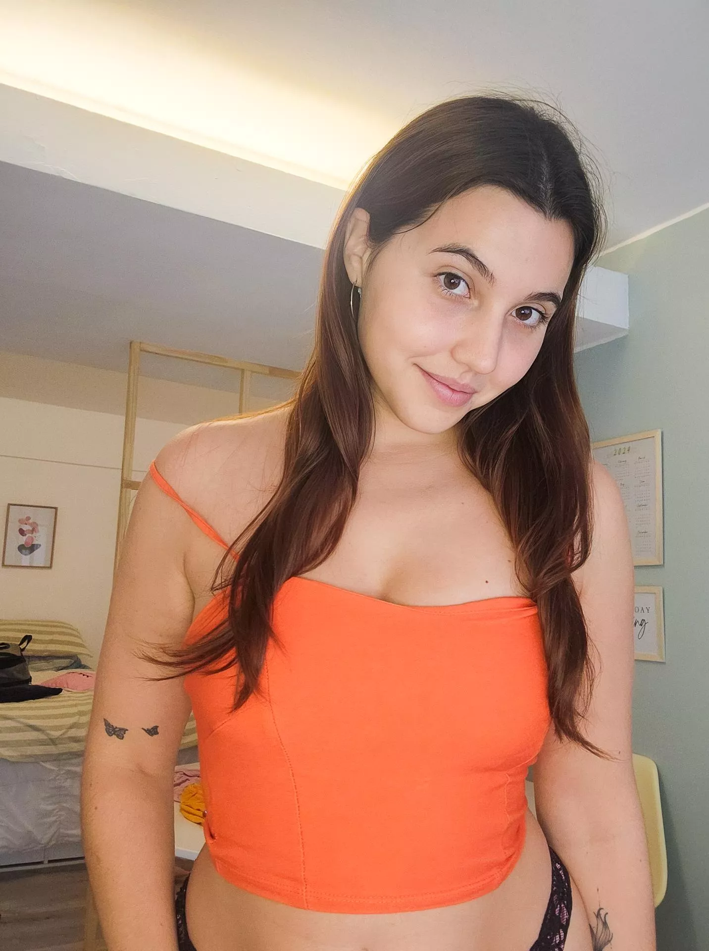 Is this crop top looking great on me?