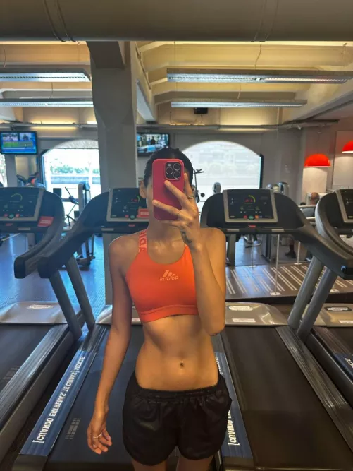 is this looking good on me