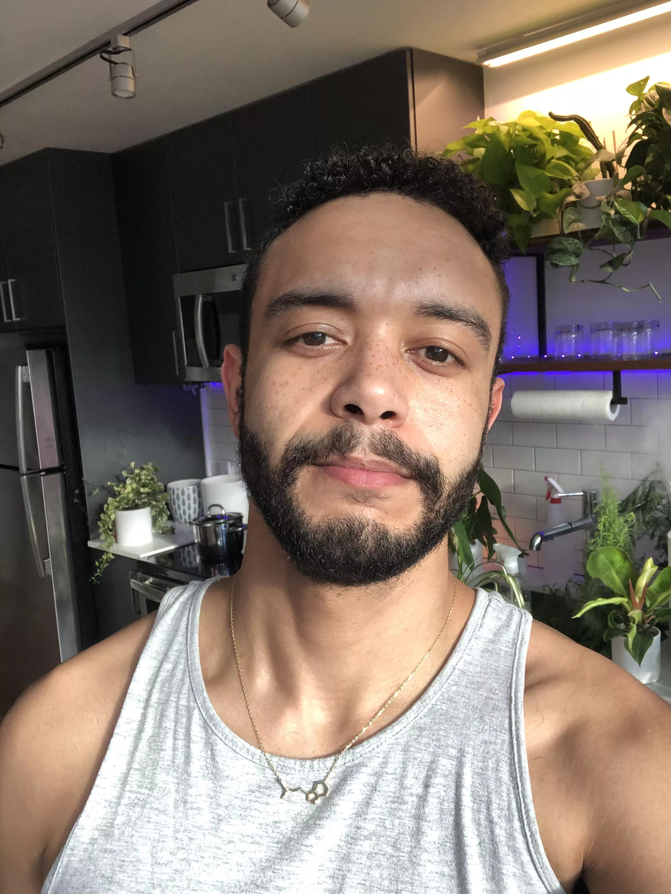 I’ve been neglecting my plants, today’s the day they make a comeback 🪴 I’ve been neglecting my plants, today’s the day they make a comeback 🪴