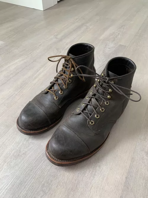 Leather laces or original nylon?