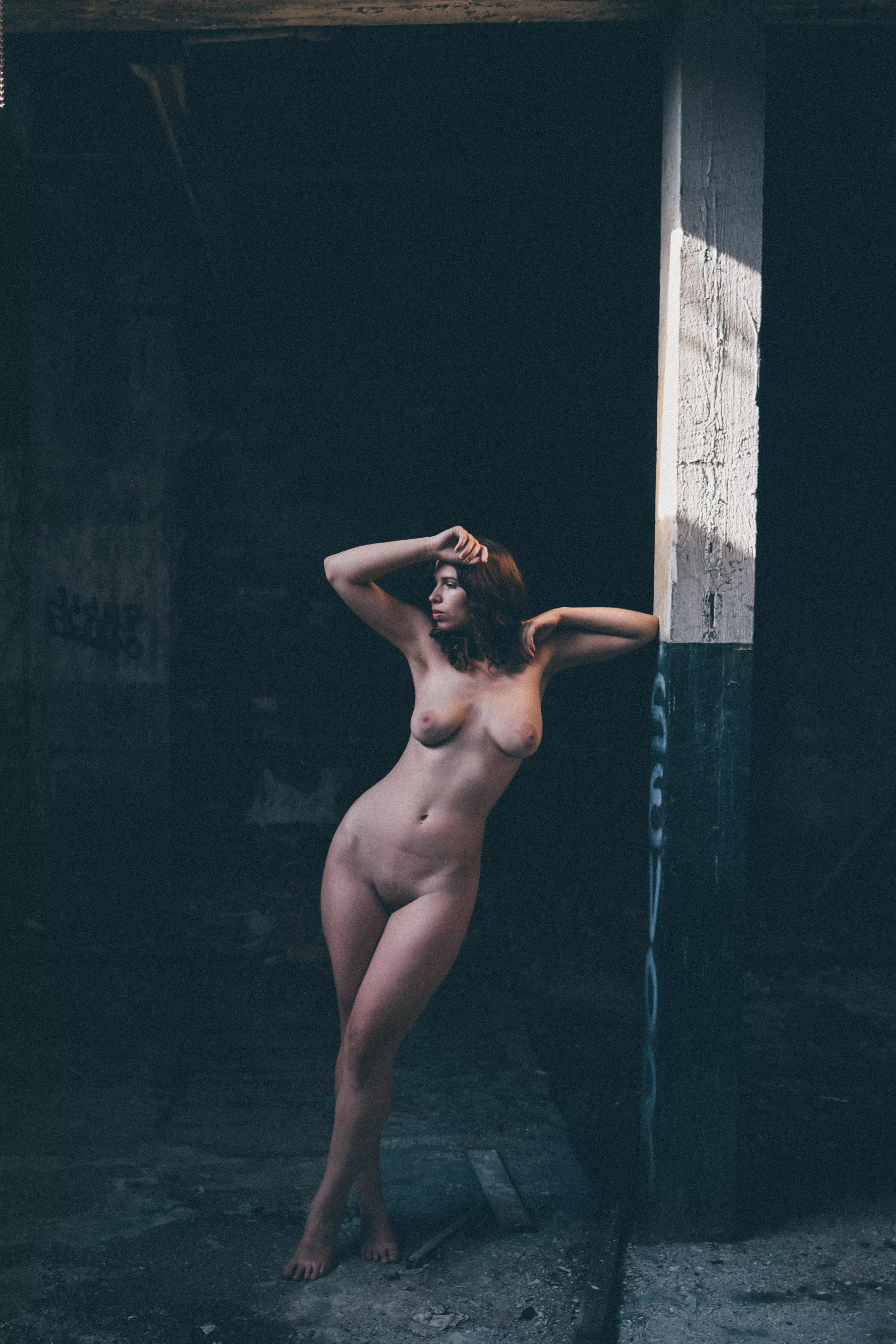 Lost in abando [F] 6'1