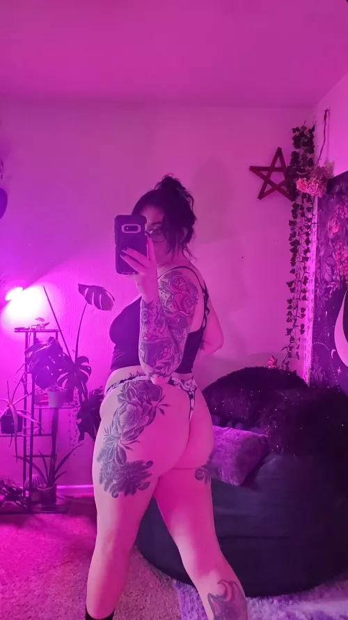 My favorite hobby is crushing your face 