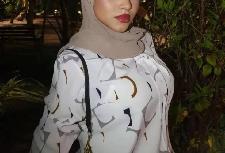 Not a massive Tits but Bra Line visible