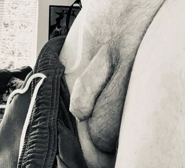 Nothing special but here I am (41 UK) 👋🏼