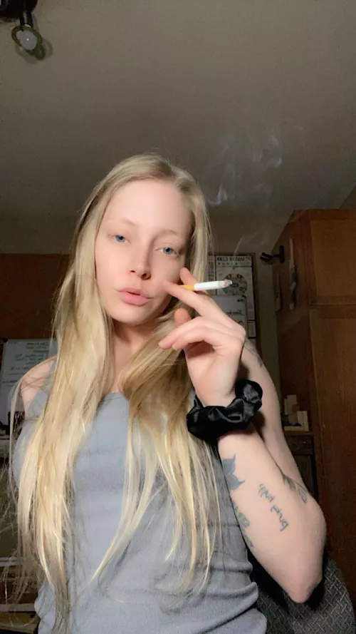 Open wide so I can ash my cigarette