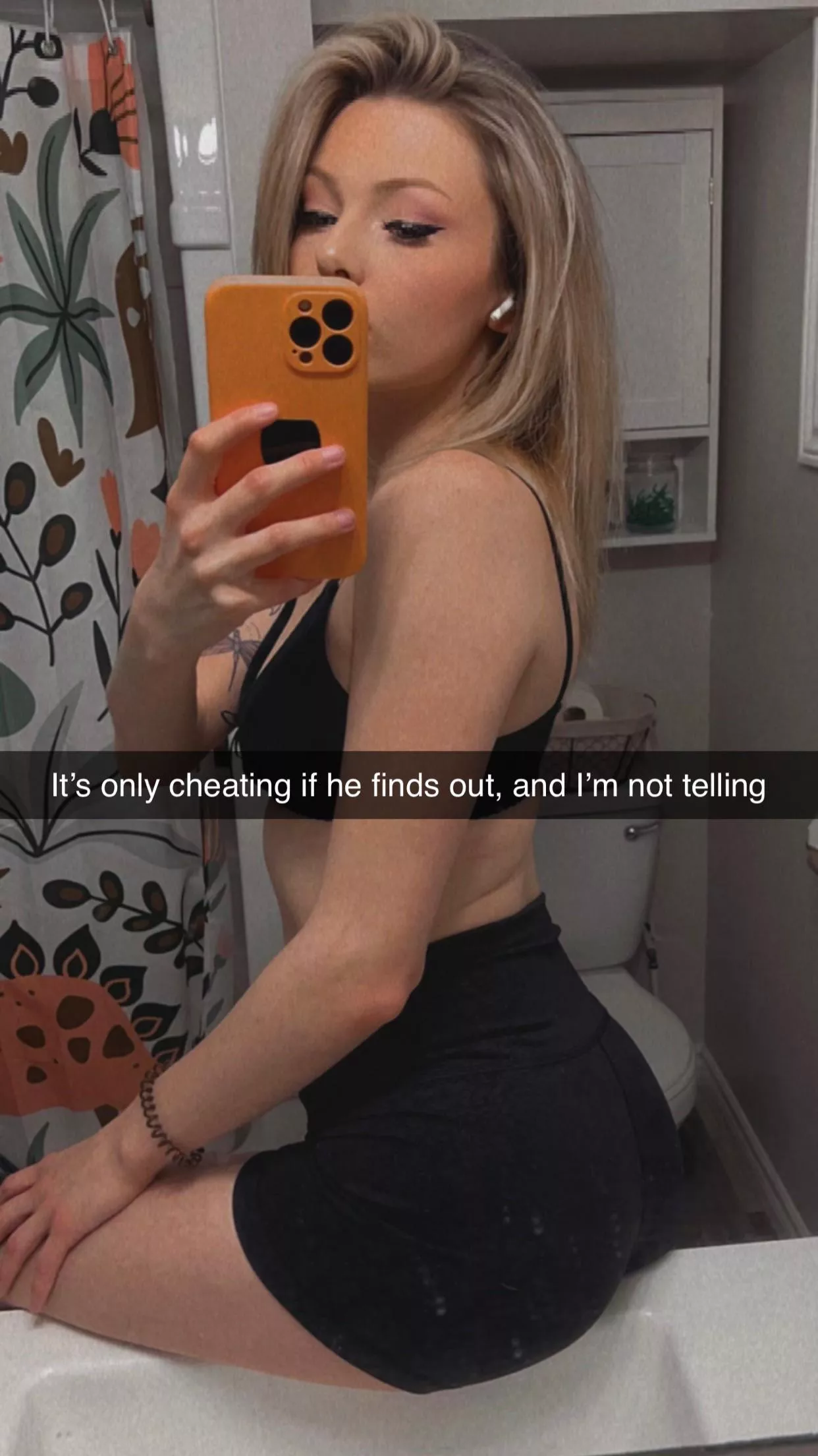 our little secret? 🤫 