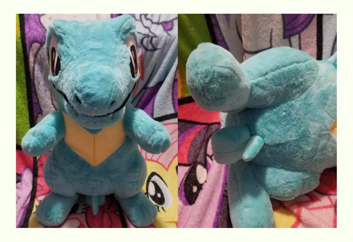 Recently commissioned NSFW fuckable male Totodile with simple sheath and bails [M] (Furrysale)