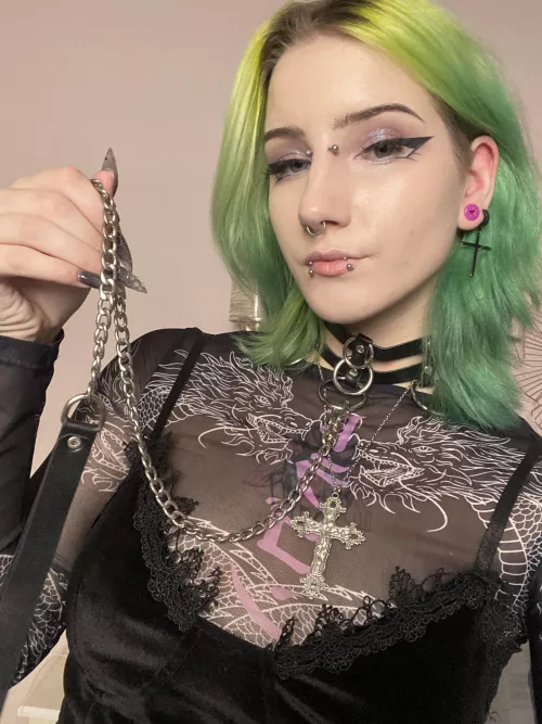 Stroke me. Make me purr 🤤