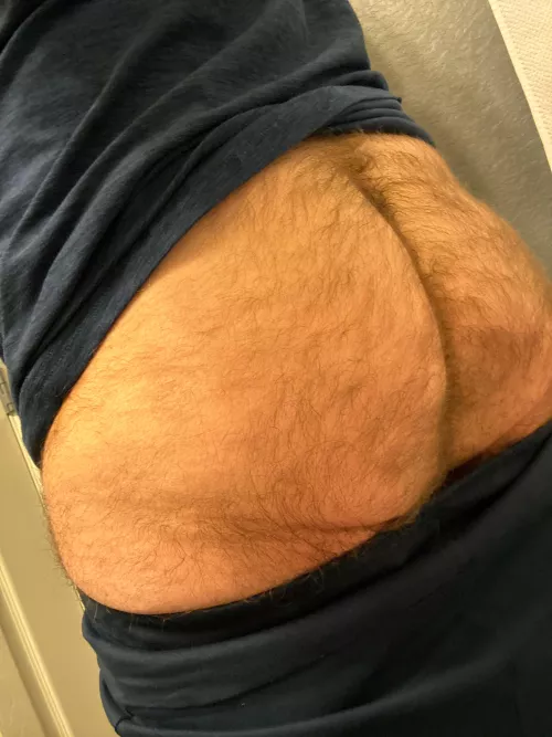 Sweaty post run hairy ass