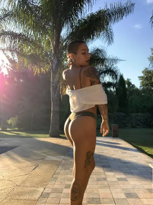 Trust me, in person I'm as cute as I look in this pic 💋