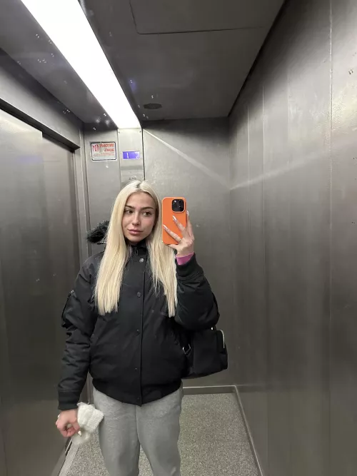 Wanna get naughty with a slutty girl daddy...