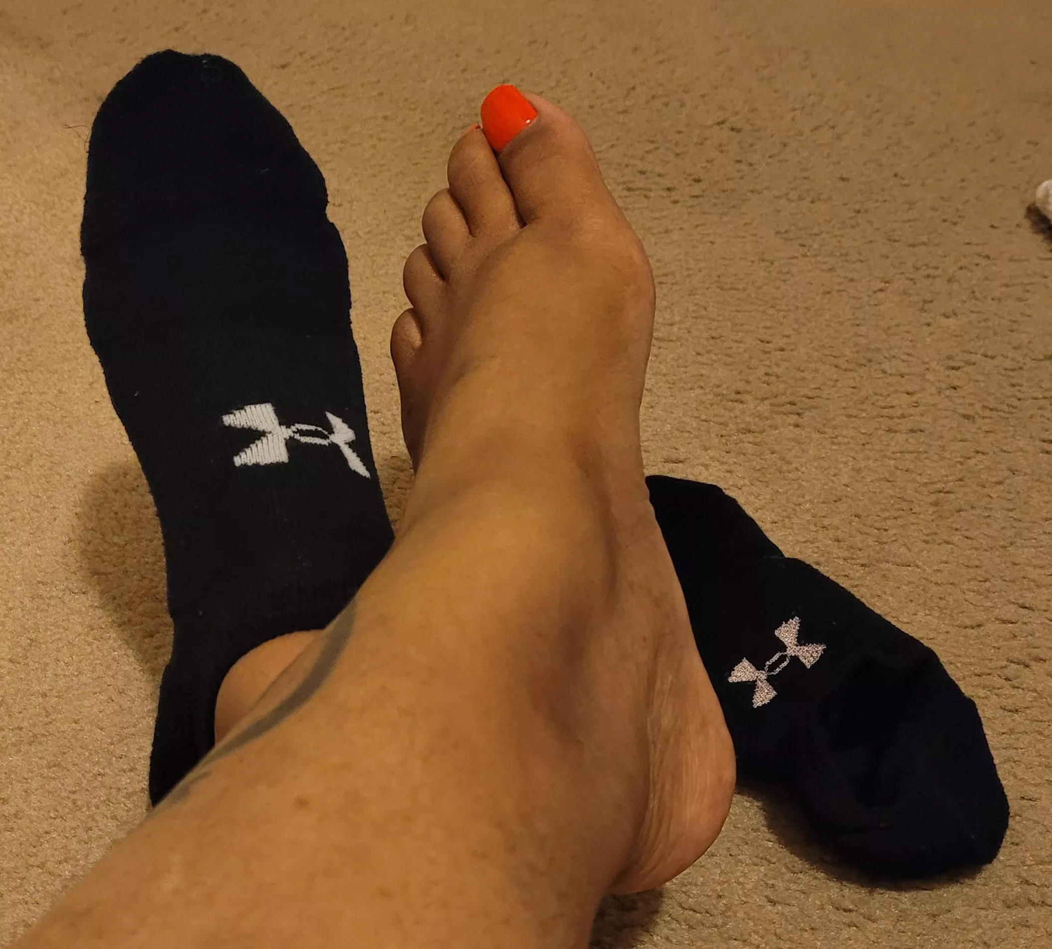 Want Gym Socks From My Size 14 Feet?