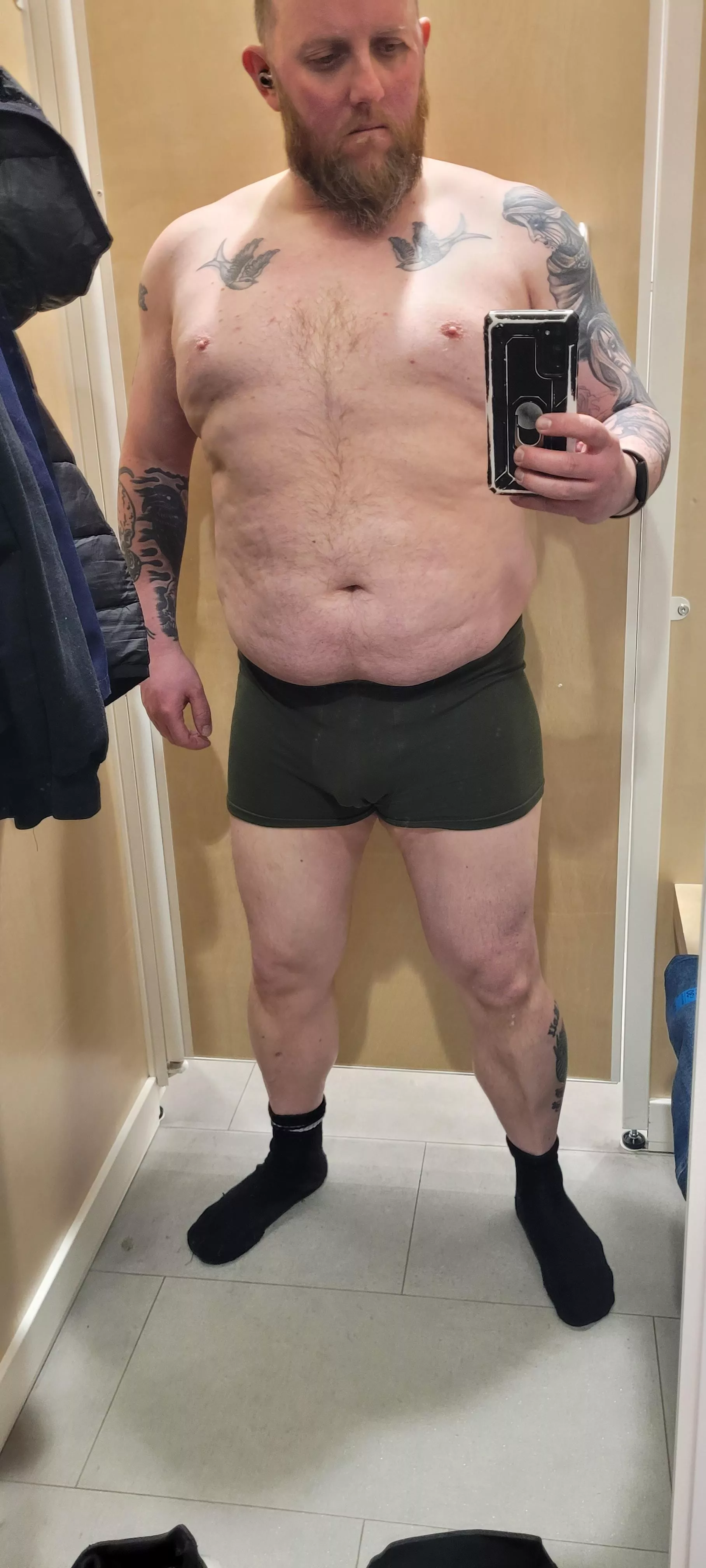 Was in picking up some new briefs and other essentials. Lighting was great so couldn't resist. Mods delete if nit allowed seeing as they're not really briefs. 