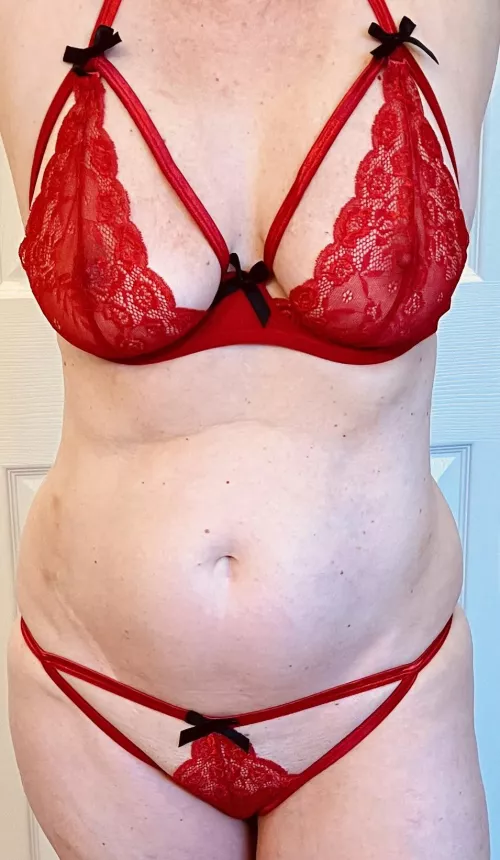 We’re going to our first hotel takeover. I was thinking of wearing this outfit [F55]