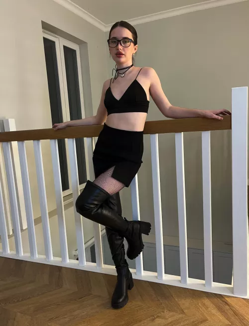 what if right here and now I take off my panties