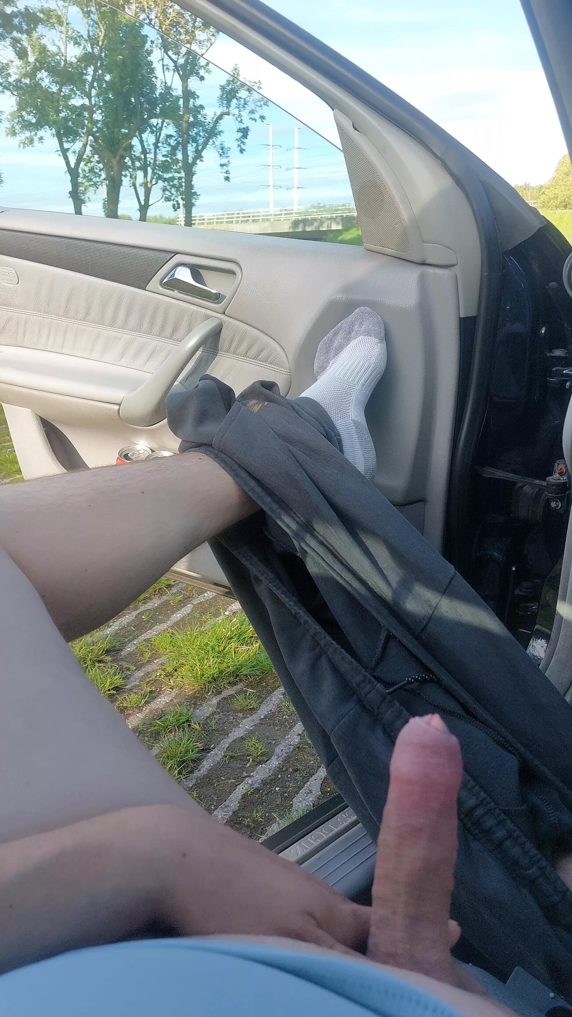 What would you do if you catch me like this?!