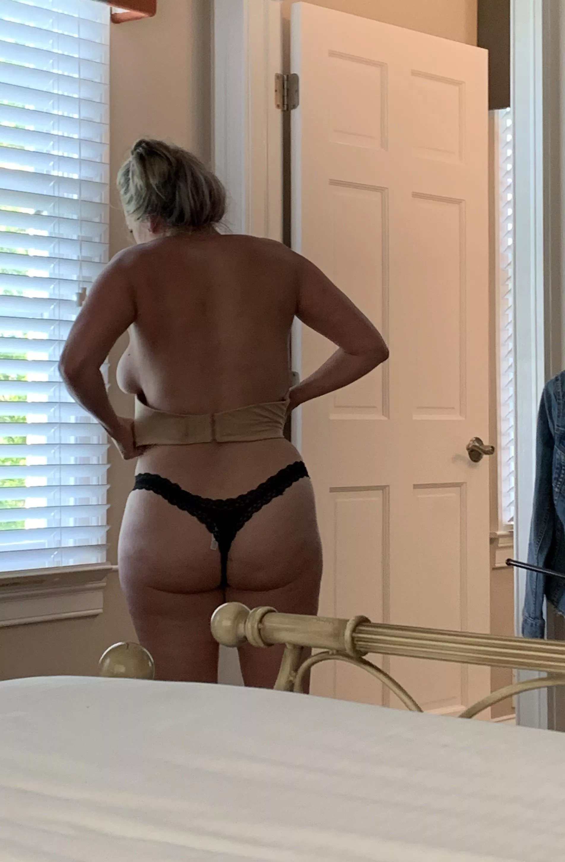 Wife, 42, Getting Ready for a Date