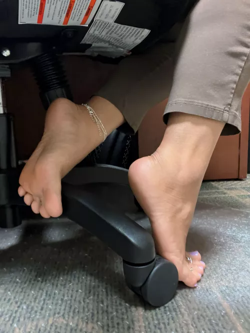 Working barefoot is best