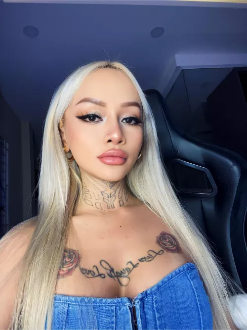 Would u be able to resist a second look if I wore this outside?