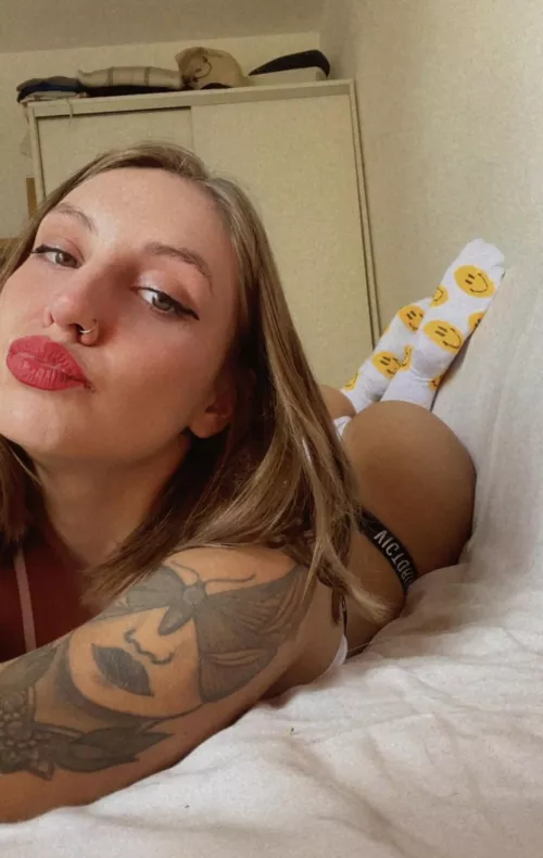 Would u take care of my peachy booty