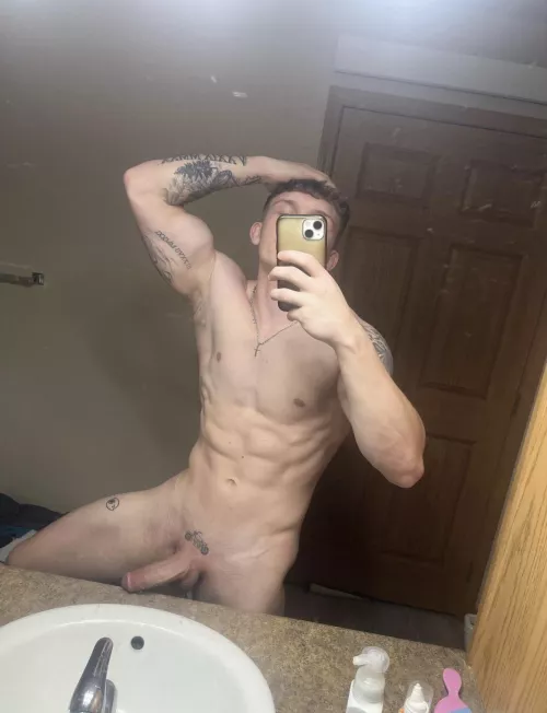 22m any cucks and there gfs wanna get it hard? Dm 