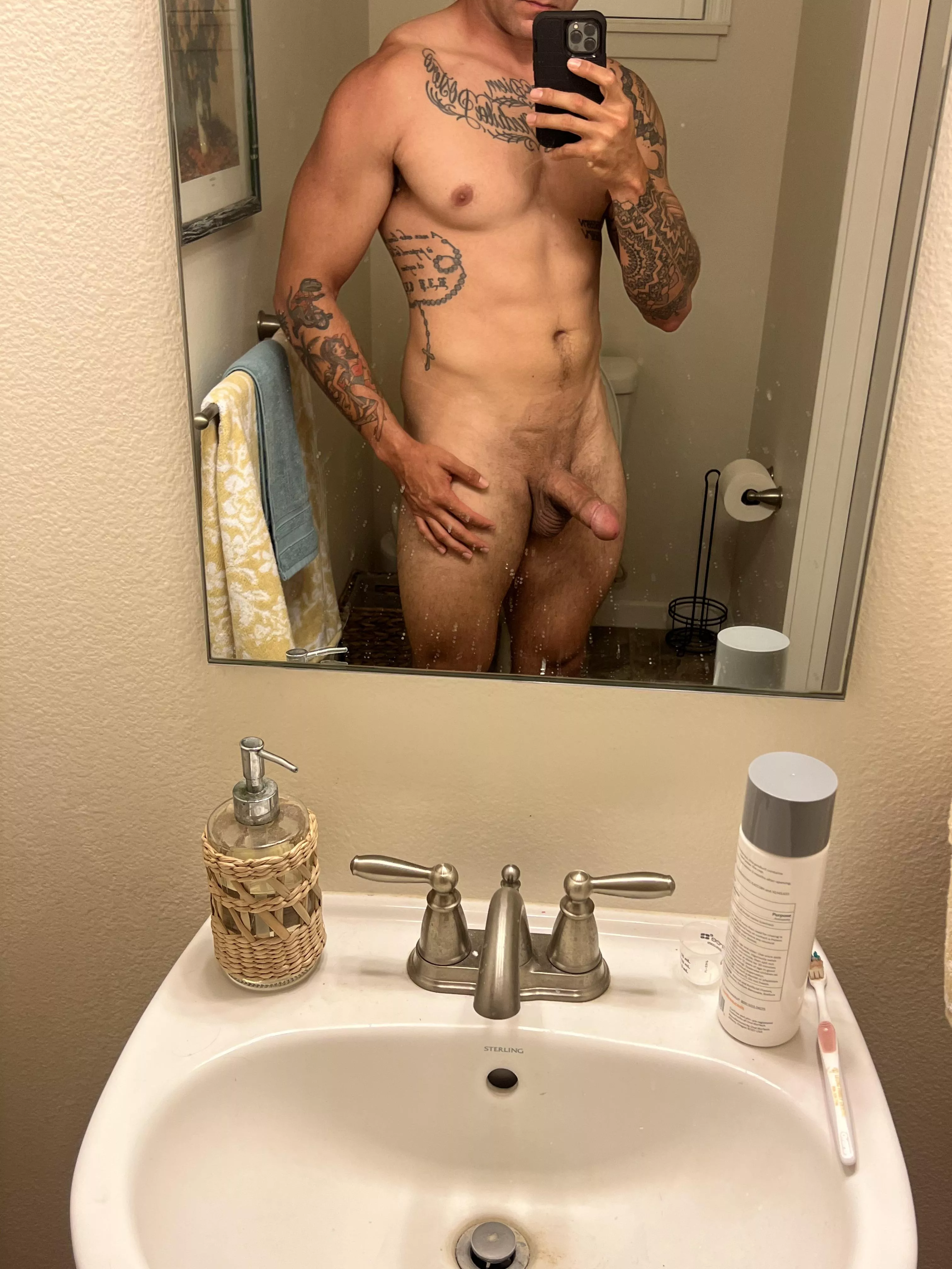 [30] anyone want to lend a hand getting ready for a good Friday night?
