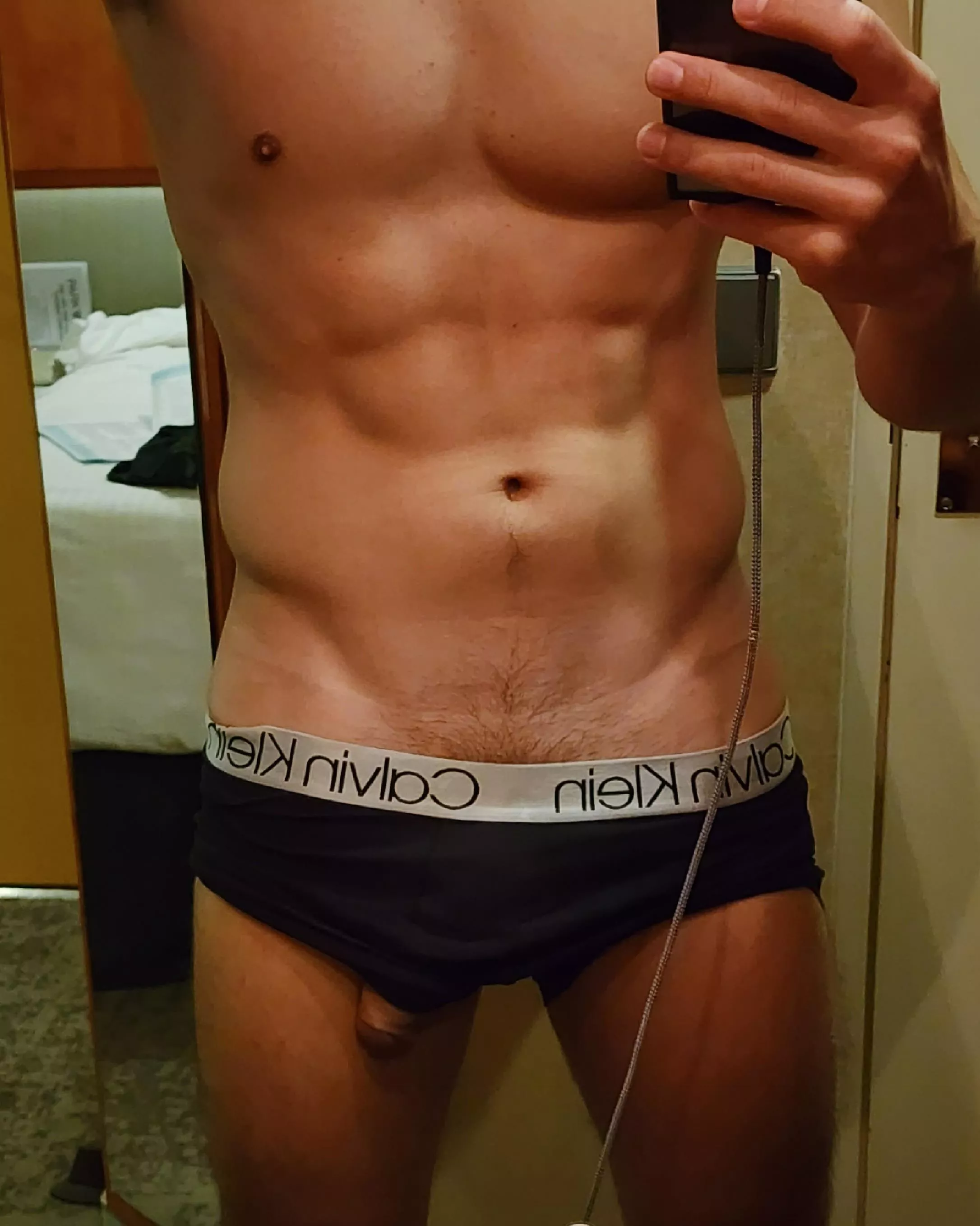 Am I supposed to wear ot like this? 😉