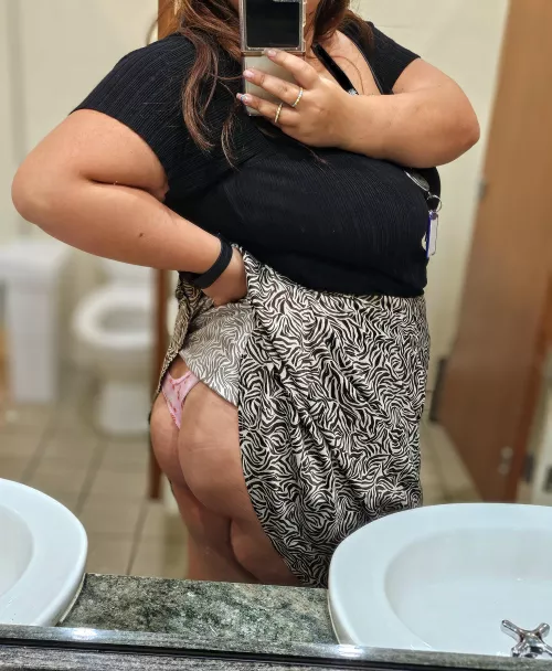 Chubby cute secretary at work 💖🫡🥰