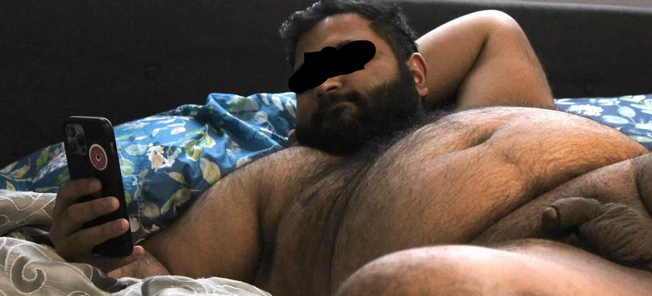 Come cuddle and call me cutie 🥺