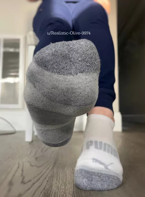Coming to crush you with my socks! 