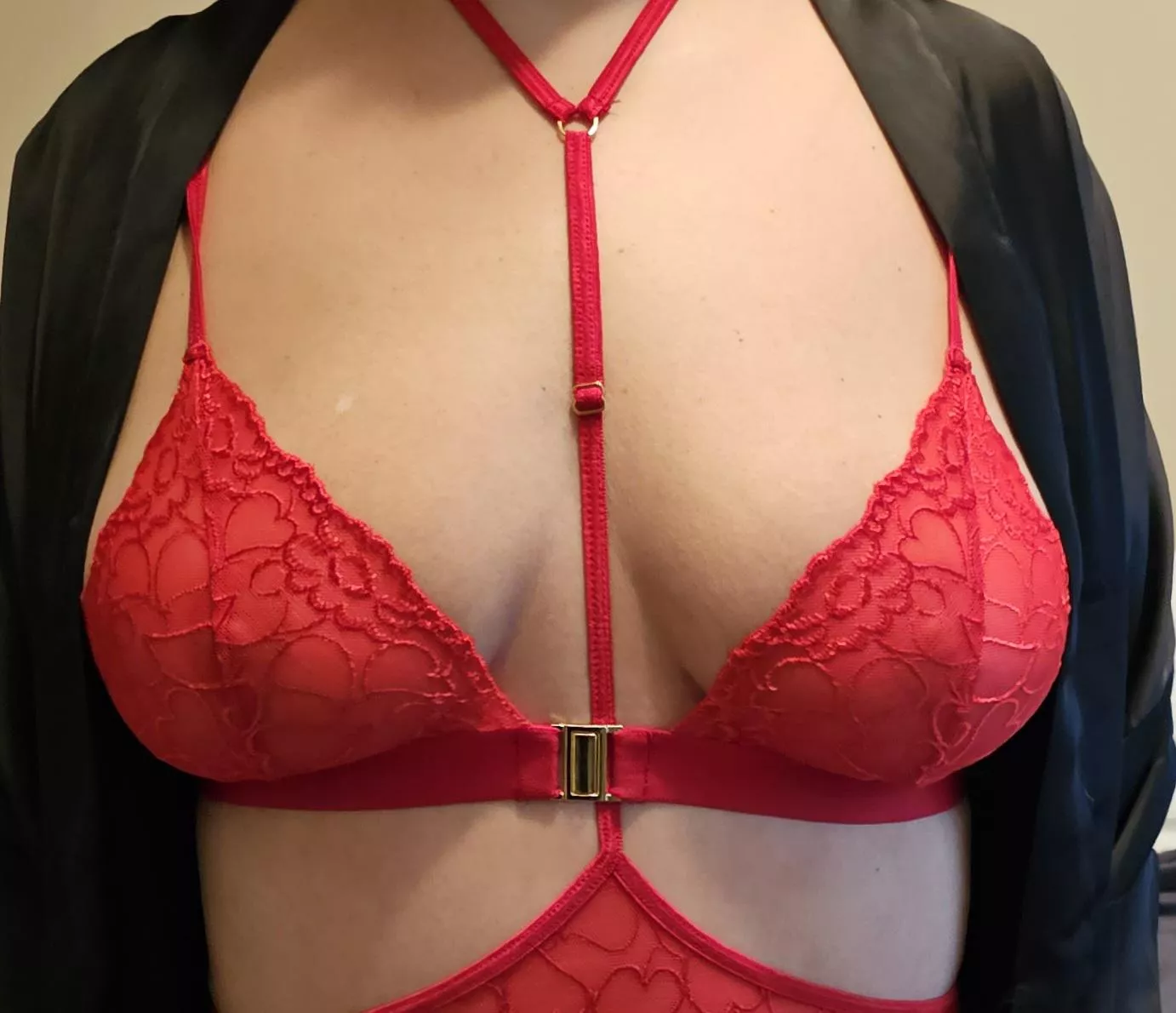 Do you want to play with my wife's tits?