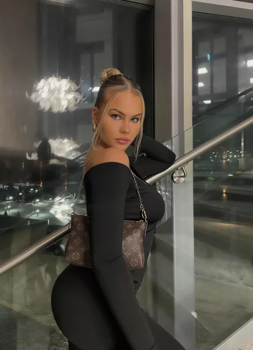 Does this dress fit me?