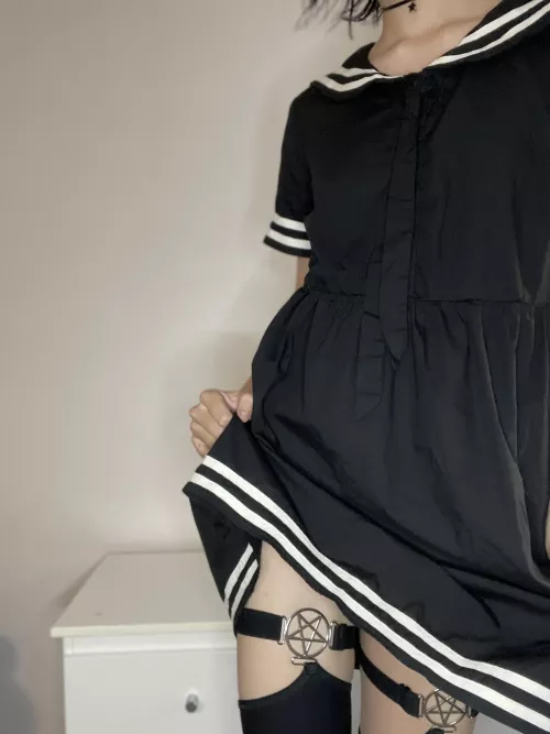 Evil thigh high socks >:3